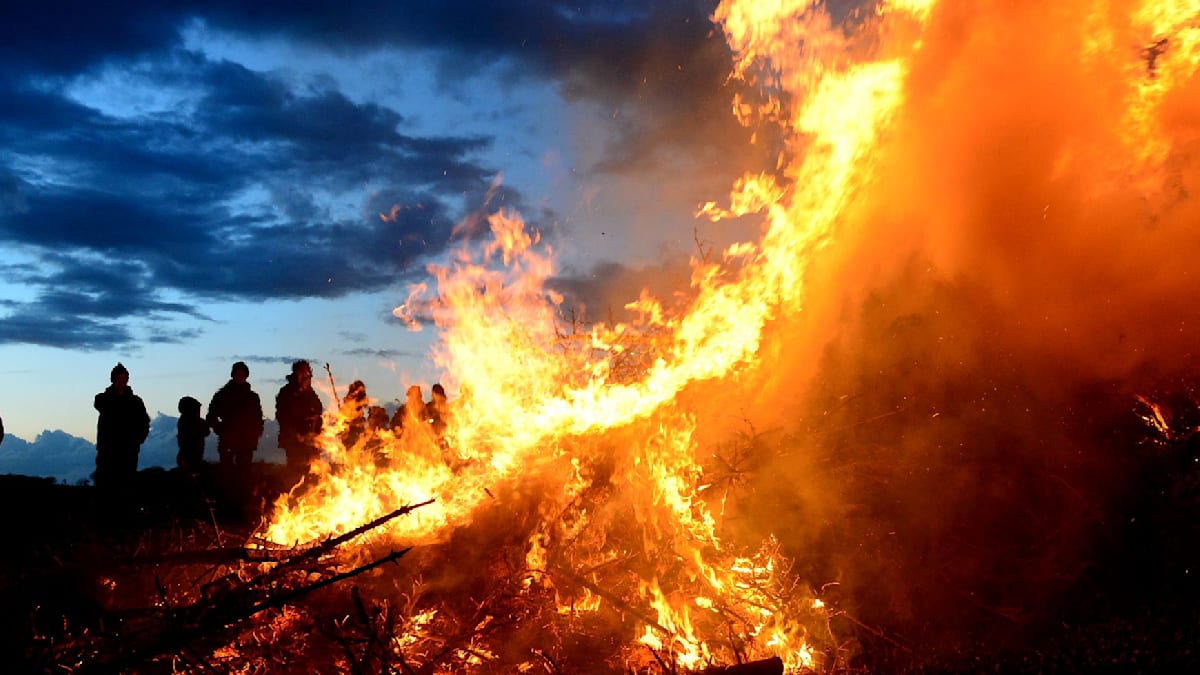 Understanding Osterfeuer Risks: A Look at Recent Incidents